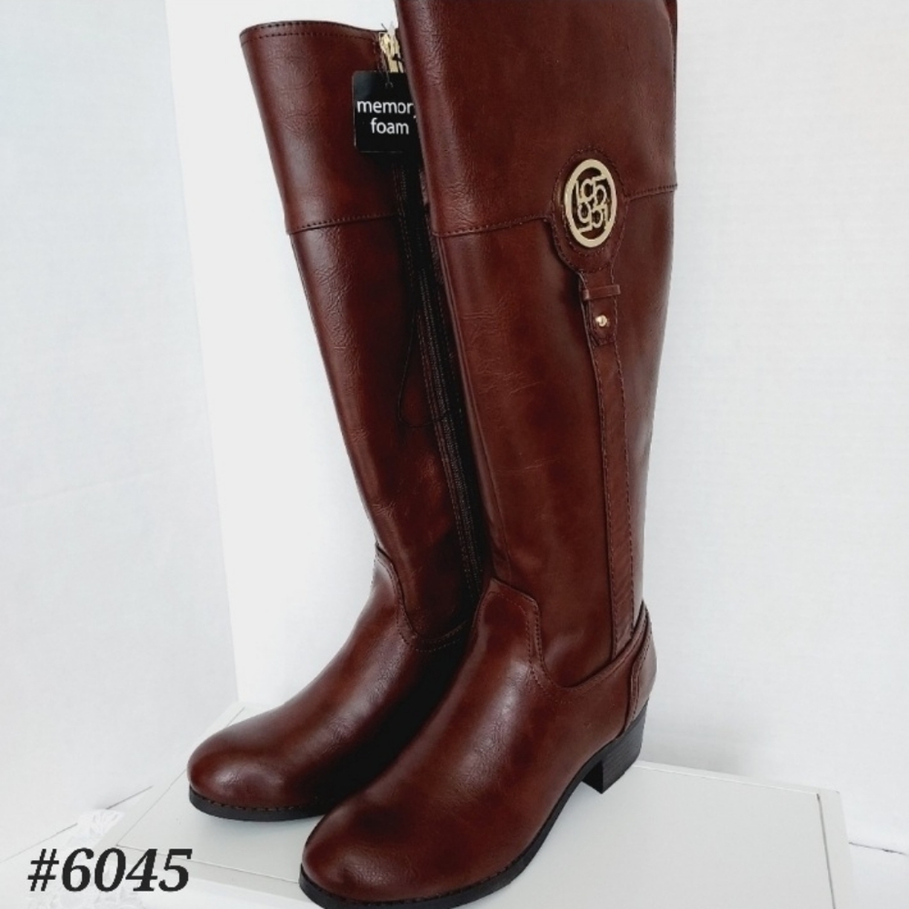 Liz Claiborne NWT! Tilia brown boots Size 6M🤍